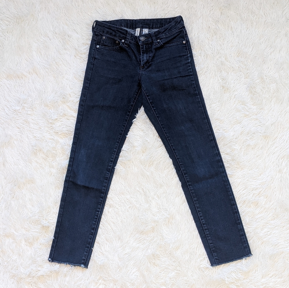 ⭐BOGO Mango rough hem mid rise jeans
